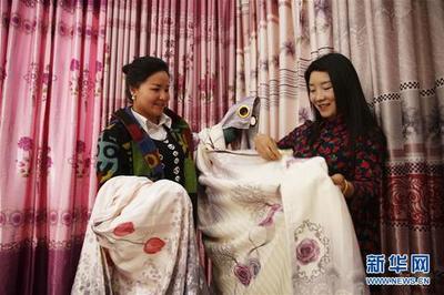 河南寶豐 『互聯(lián)網(wǎng)+』助力魔術(shù)專業(yè)村轉(zhuǎn)型